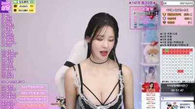 2025-03-03_18-07-09 - amandalee7 - BJ 라히